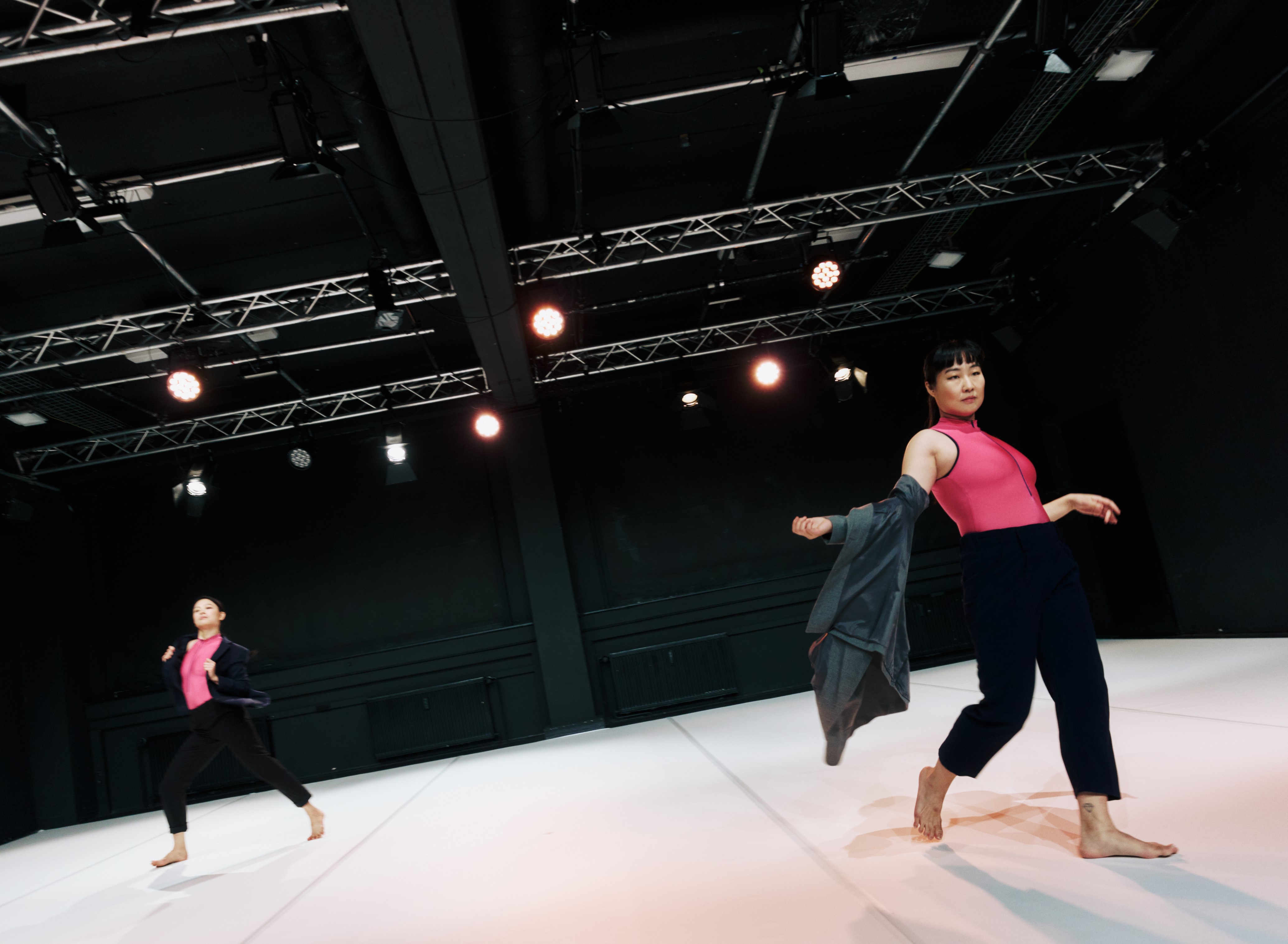 Choreographic Works – SUJIN LEE